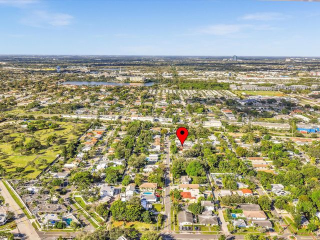 258 SW 8th Street, Dania Beach, FL 33004