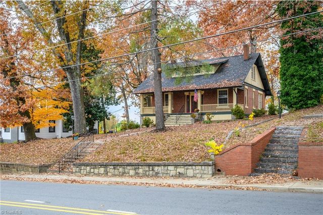 1023 N Main Street, Mount Airy, NC 27030