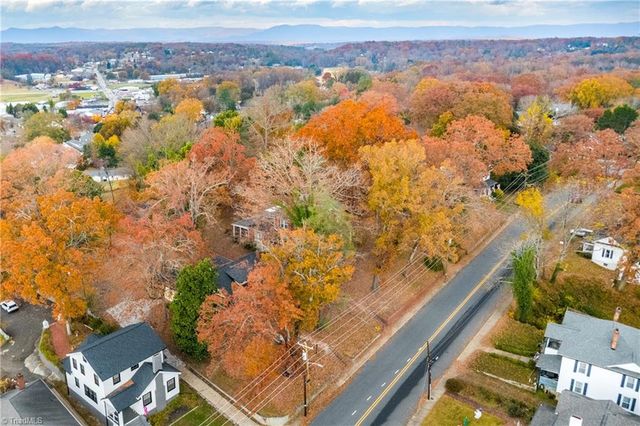 1023 N Main Street, Mount Airy, NC 27030