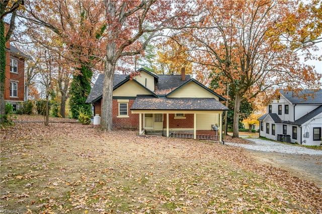 1023 N Main Street, Mount Airy, NC 27030