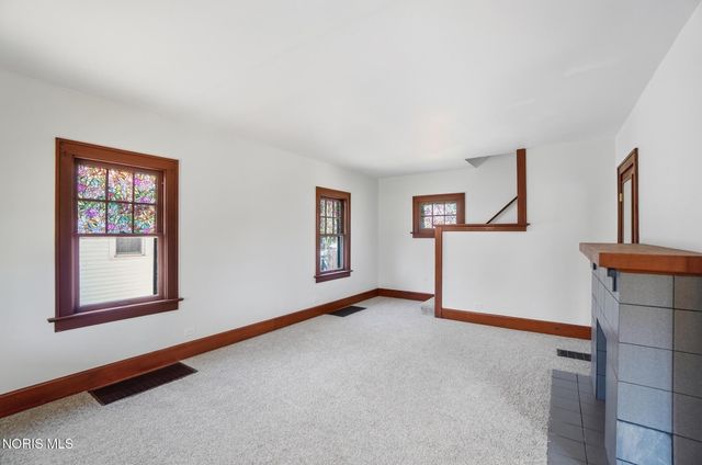 2306 Eastbrook Drive, Toledo, OH 43613