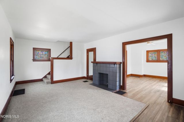 2306 Eastbrook Drive, Toledo, OH 43613