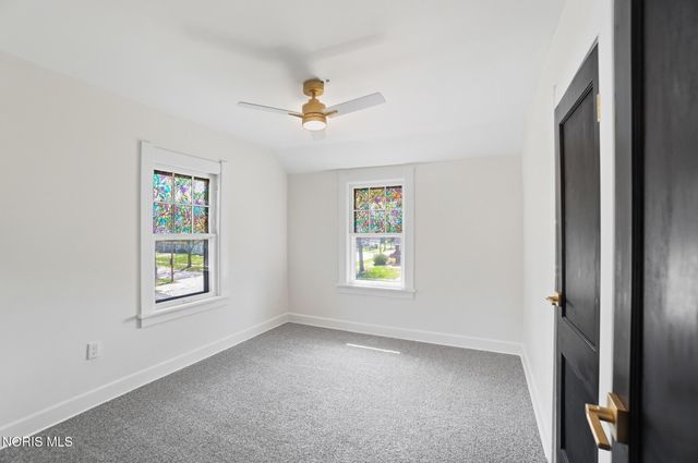 2306 Eastbrook Drive, Toledo, OH 43613