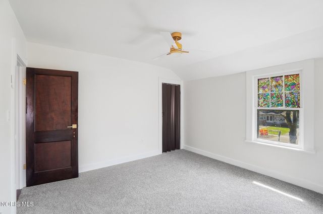 2306 Eastbrook Drive, Toledo, OH 43613