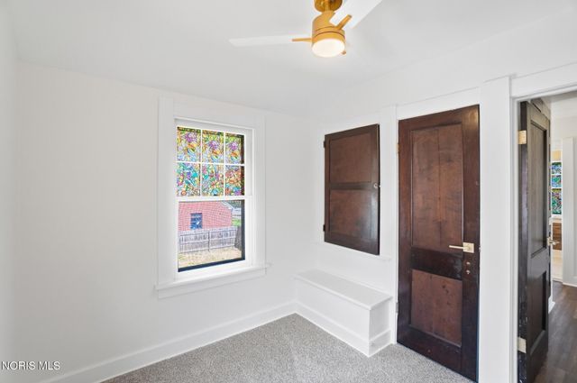 2306 Eastbrook Drive, Toledo, OH 43613