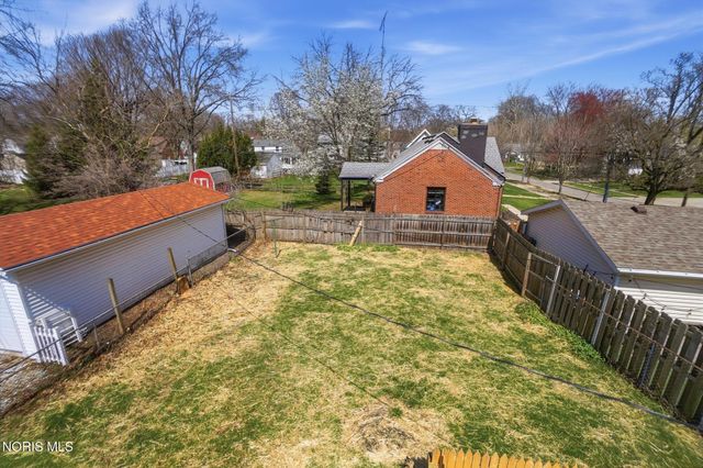 2306 Eastbrook Drive, Toledo, OH 43613