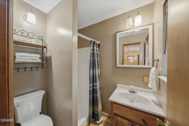 759 Ridgefield Drive, Sevierville, TN 37876
