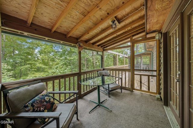 759 Ridgefield Drive, Sevierville, TN 37876