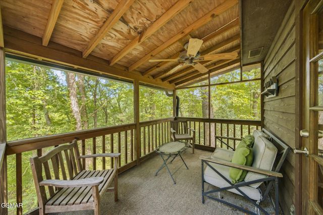 759 Ridgefield Drive, Sevierville, TN 37876