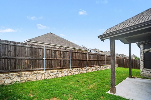 1216 Kensington Drive, Forney, TX 75126