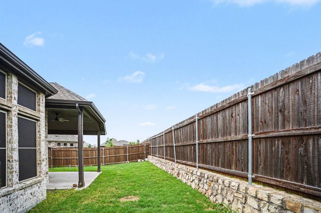 1216 Kensington Drive, Forney, TX 75126