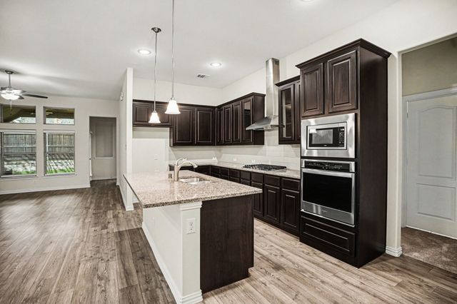 1216 Kensington Drive, Forney, TX 75126