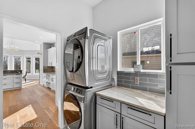 1088 Eagle Nest Drive, Milford, MI 48381