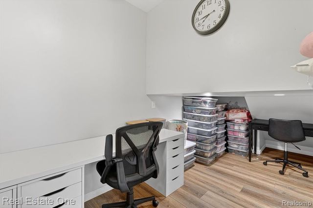 1088 Eagle Nest Drive, Milford, MI 48381