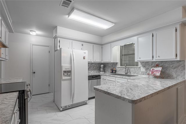 1 Cottonwood, Trinity, TX 75862