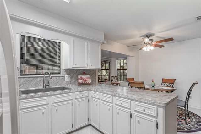 1 Cottonwood, Trinity, TX 75862