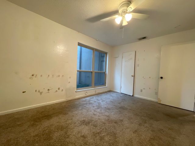 9726 Amberton Parkway, Dallas, TX 75243