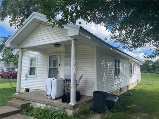 103 W 8th Street, Green Forest, AR 72638