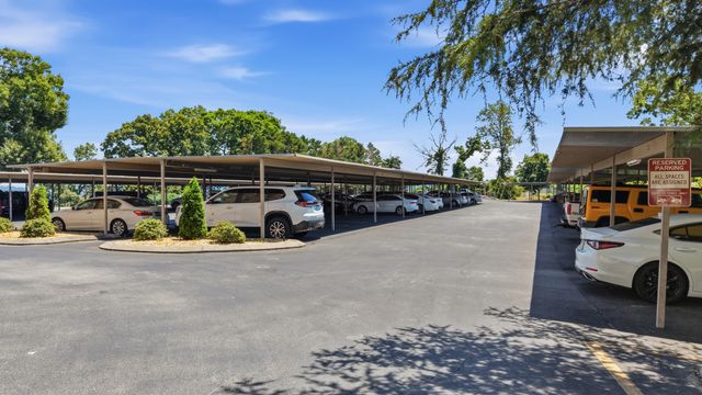 1131 Stringers Ridge Road, Chattanooga, TN 37405