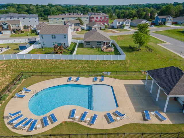 215 Addison Ave, Chapel Hill, TN 37034