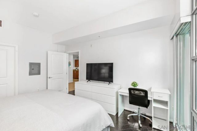 206 Park Blvd 209, San Diego, CA 92101