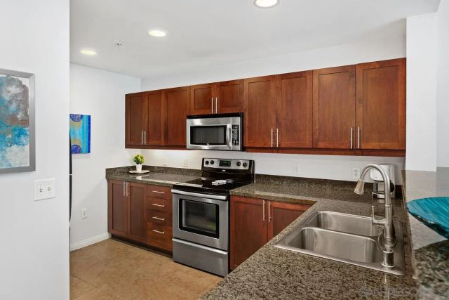 206 Park Blvd 209, San Diego, CA 92101