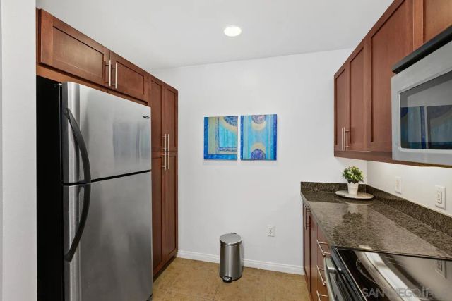 206 Park Blvd 209, San Diego, CA 92101