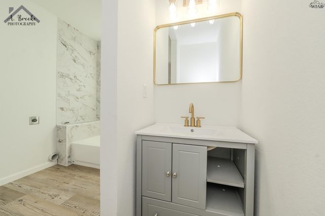 3207 HOLLYWOOD AVENUE, Wichita Falls, TX 76309