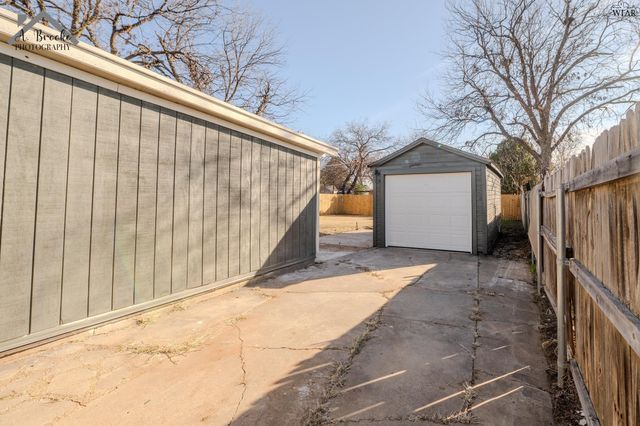 3207 HOLLYWOOD AVENUE, Wichita Falls, TX 76309