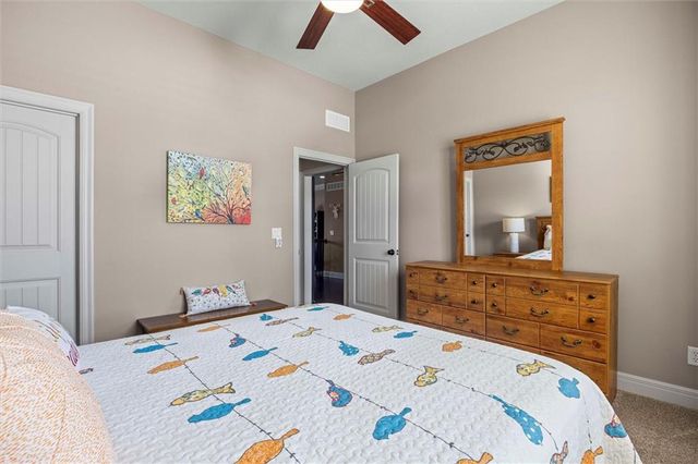 8411 Houston Street, Lenexa, KS 66227