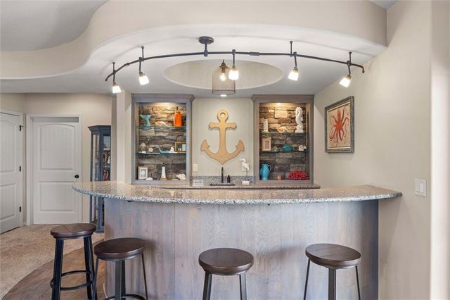 8411 Houston Street, Lenexa, KS 66227