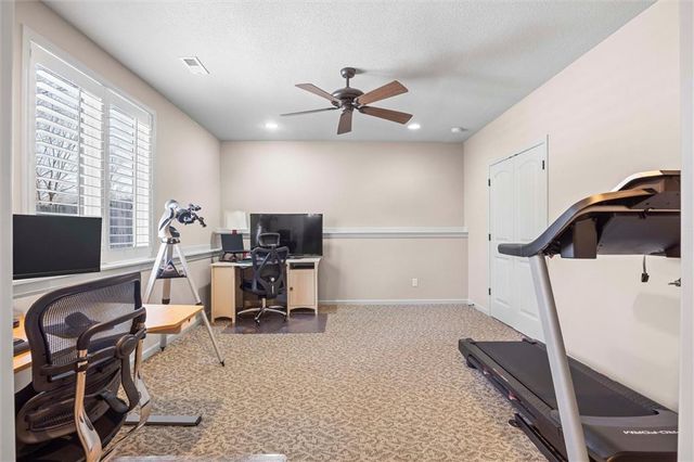 8411 Houston Street, Lenexa, KS 66227