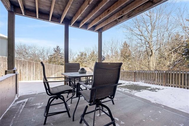 8411 Houston Street, Lenexa, KS 66227