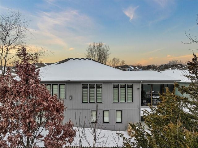 8411 Houston Street, Lenexa, KS 66227