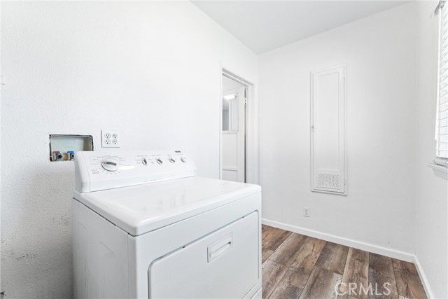 12247 Cornuta, Downey, CA 90242