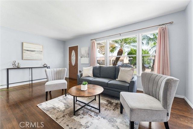 12247 Cornuta, Downey, CA 90242