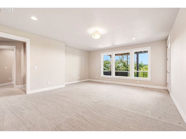17547 CHERRY Ct, Lake Oswego, OR 97034