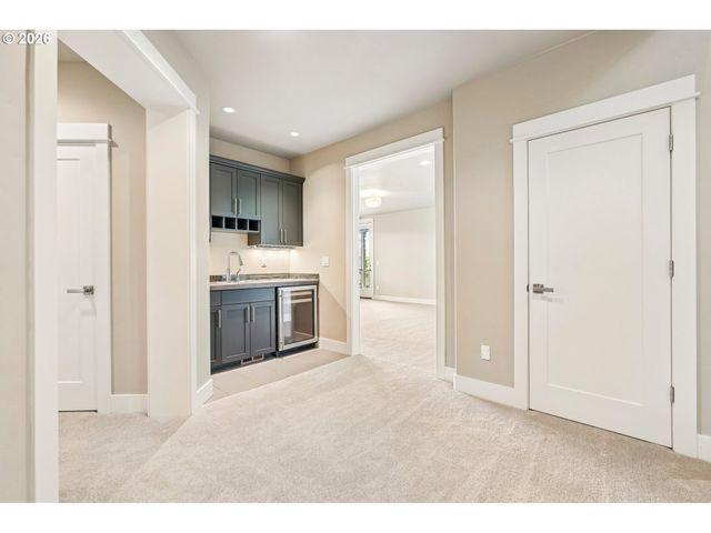 17547 CHERRY Ct, Lake Oswego, OR 97034