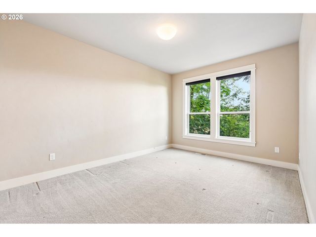 17547 CHERRY Ct, Lake Oswego, OR 97034
