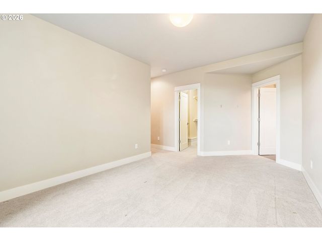 17547 CHERRY Ct, Lake Oswego, OR 97034