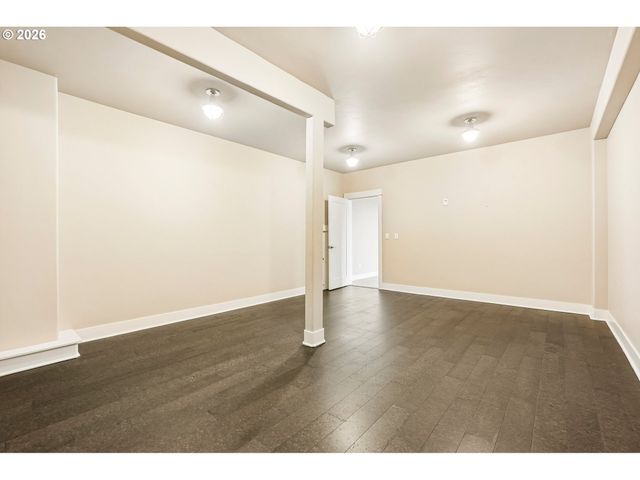 17547 CHERRY Ct, Lake Oswego, OR 97034