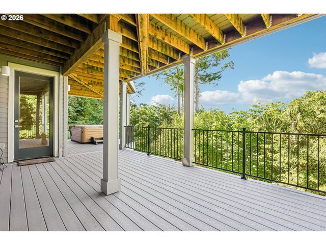17547 CHERRY Ct, Lake Oswego, OR 97034