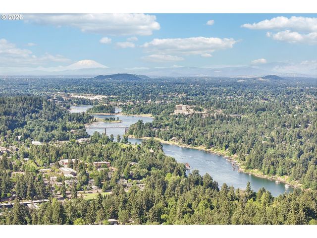17547 CHERRY Ct, Lake Oswego, OR 97034