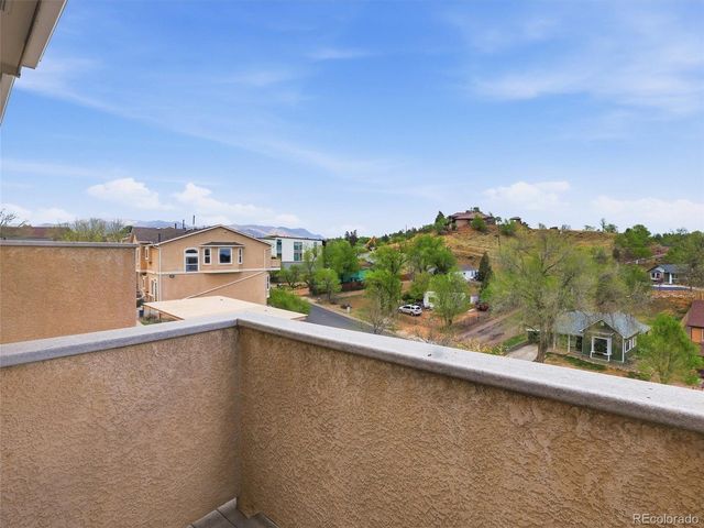 2237 Stepping Stones Way B, Colorado Springs, CO 80904