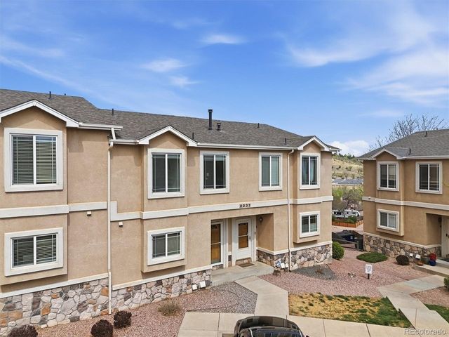 2237 Stepping Stones Way B, Colorado Springs, CO 80904