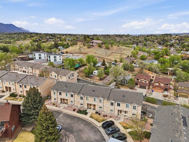 2237 Stepping Stones Way B, Colorado Springs, CO 80904