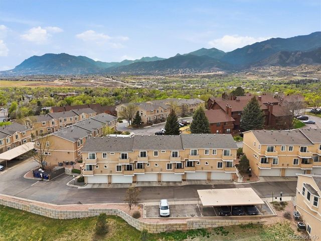 2237 Stepping Stones Way B, Colorado Springs, CO 80904