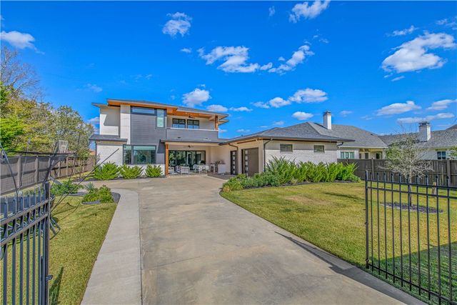 4772 Concordia Drive, Bryan, TX 77802