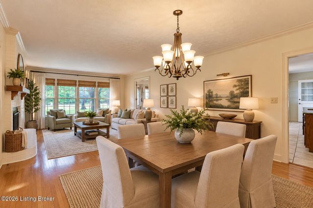 6312 Limewood Cir, Louisville, KY 40222