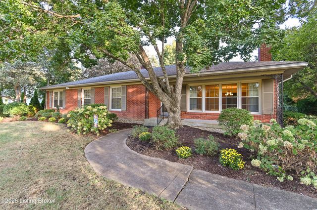 6312 Limewood Cir, Louisville, KY 40222